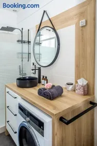 Suites Mana - Le Manaloft, Chic et moderne avec salle privée de Fitness en plein centre-ville de Rethel - Image 3