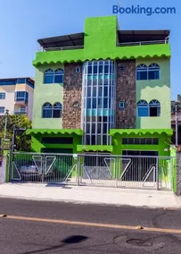Hotel Oasis - Image 1