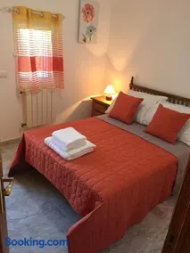 One Bed Apartment overlooking Jalon Valley, Costa Blanca - Image 2