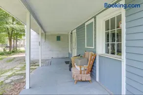 Bath Apartment 2 - Image 4