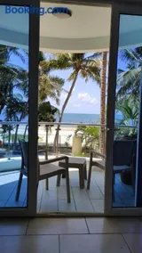 Rosy Sea Front Beach Condo - Image 2