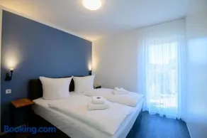 Smart & Stay Aparthotel Saarbrücken Süd - Self-Check-In - Free Parking - Image 1