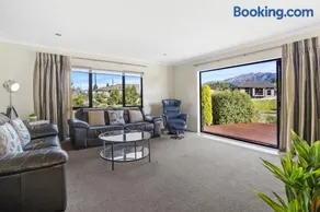 16 Rutherford Crescent - Image 4