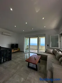 Infinite Blue Maisonette with Panoramic Terrace - Image 2