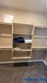 Large bedroom and bathroom with private entrance - Image 4