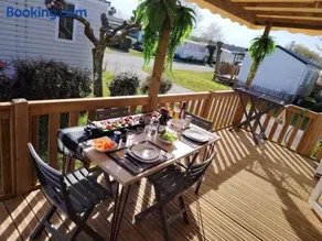 MOBIL-HOME "A13" tout confort avec piscine & lave-linge gratuits - Image 2