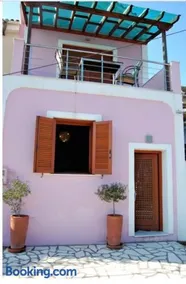 Odysseos St. Loft - Image 4