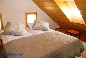 Mys Chalet - Authentique & rénové - Image 2