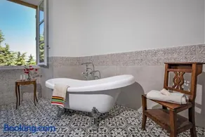 Location prestige 450 m2 dans Chateau en Provence - Image 3