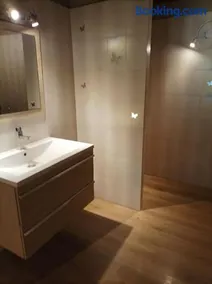 Appartement avec vue sur la montagne - Image 3