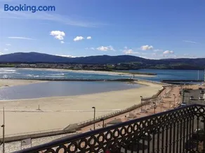 Tres dormitorios con magníficas vistas al mar - Image 2