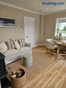Three bedroom cosy quiet luxury in the Burren Wild Atlantic Way - Image 2