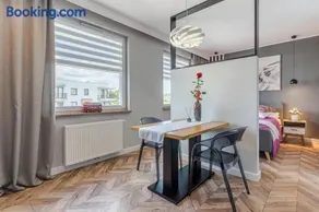 Lead Apartment - Image 3
