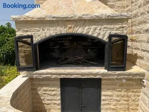 Runaway Cottage - Image 3
