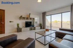 Luqa 3 bedroom penthouse T - Image 4