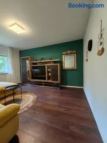 New 1 bedroom near Center and beach - Image 1