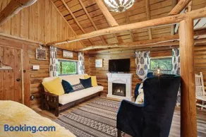 Log cabin-Kitchen-Front porch-Queen-The Velvet Rooster - Image 1