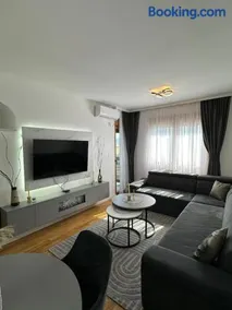 Wellnes & Spa Grand 61 - Image 1