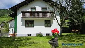 HH-Apartments - Image 2