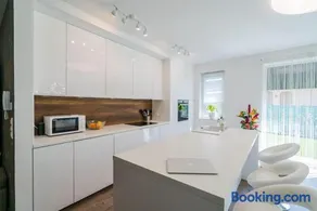 Luxus Partivilla Apartman - Image 3