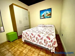 Casa no Centro com ar condicionado a 700m da Rodoviária do Centro - Image 3