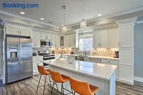 Pet-Friendly Home, 5 Mi to Dtwn Louisville! - Image 2