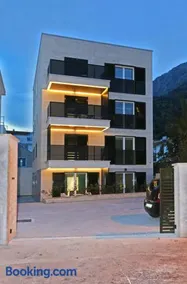 Magic Stone Apartments - Image 1