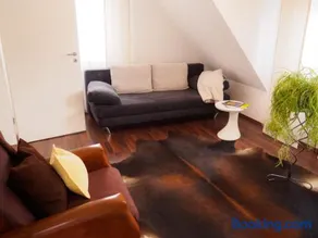 Haus am Fluss - Image 1