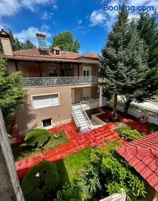 Villa in Ptolemaida - Image 1