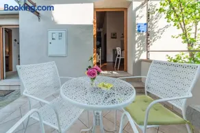 Apartmani Bugenvilija - Image 1