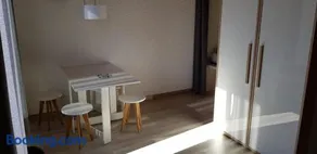 Appartement en résidence proche du plan d'eau - Image 3