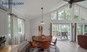 Cozy Fox Lake Cottage-Great Lakeview-Family Warm - Image 3