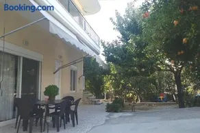 Green Garden appartment with mountain view, Vitala - Image 1