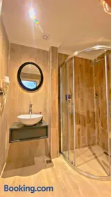 Green Nazar Hotel - Image 3