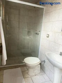 Espaço Verona-Apartamento econômico duplo c/banheiro e sem café - Image 3
