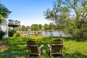 Lone Palm on the Bayou - Image 1