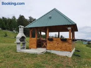 Bungalow in Mountain - Image 2