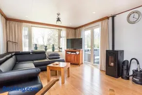 Groot hoek Chalet met Airco ,Wasmachine, Vaatwasser,Droger en luxe keuken en zwembad op camping! Immer Besser! - Image 3