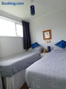 The Warren Chalet - Image 2