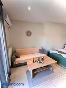 Fillio 's Apartment, Ptolemaida - Image 2