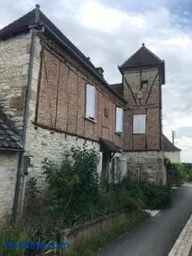 Le pigeonnier maison de caractère logement 4 personnes La maisonnette rénovée logement 2 personnes - Image 1