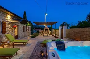 Villa Aurania - Image 3