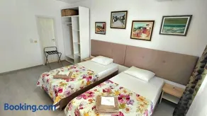 Luxury Lighthouse Golf Apartment - Image 5