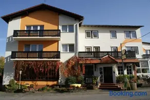 Gasthaus Pension Schumbert - Image 1