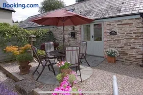 Maristow Cottages, overlook Tamar Valley Dartmoor - Image 1