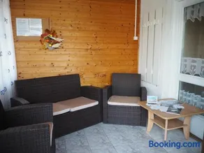 Bory Apartman, zárt udvari parkolás, MET Aréna 2,5 km - Image 3