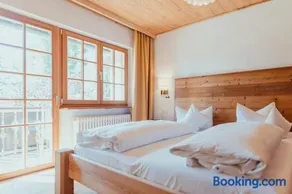 Hotel Am Fichtelsee - Image 4