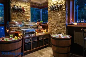 PinusVillas Private Jacuzzi & Phyto-Sauna - Image 4