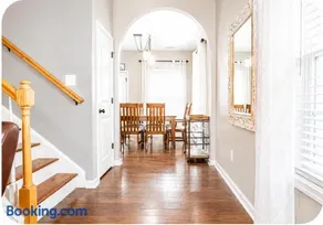 Beautiful home near Carowinds, Ballantyne - Image 2