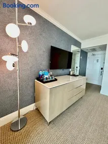 Fontainebleau Miami Beach,Tresor - Image 4